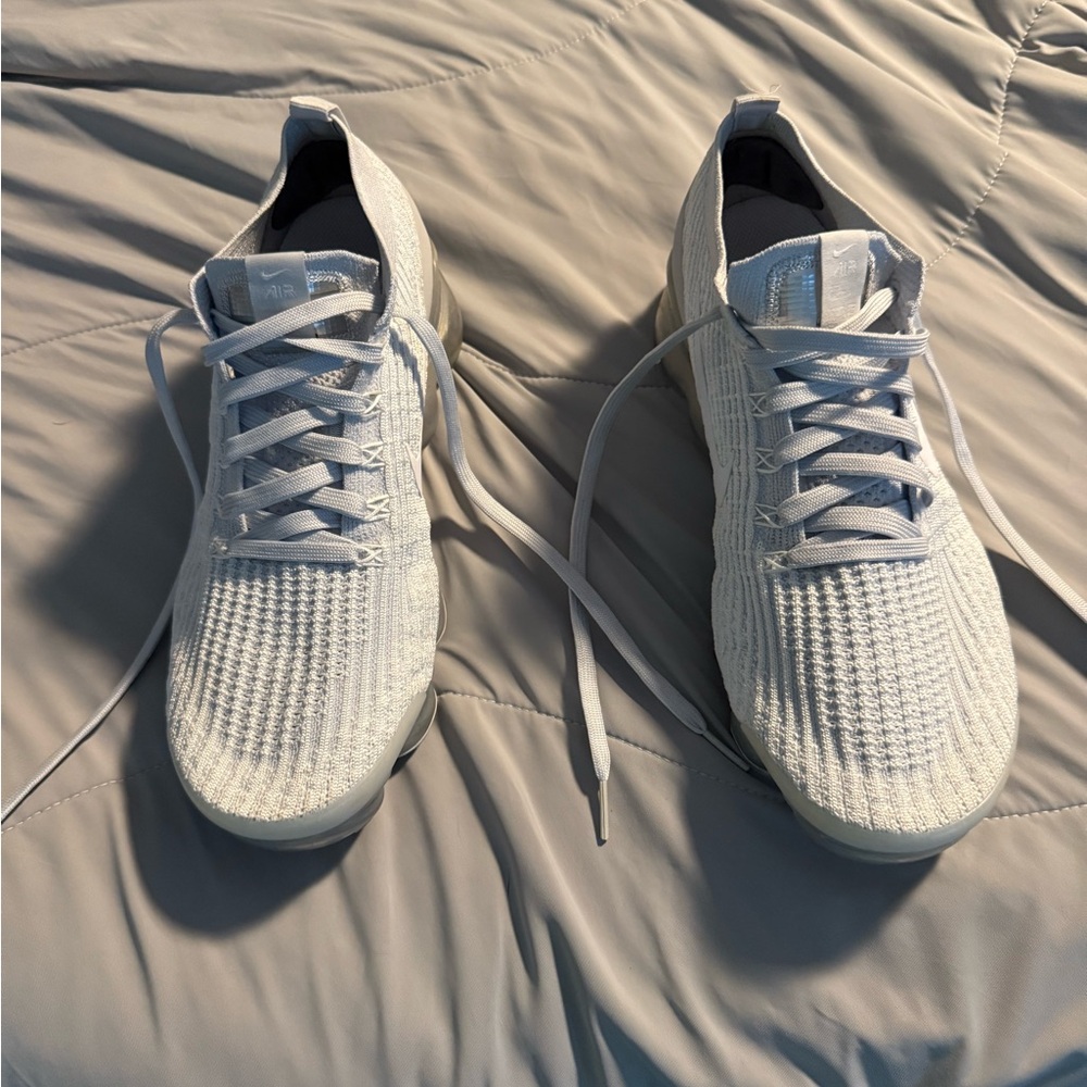 Nike air vapor max Men's White Knit Sneakers